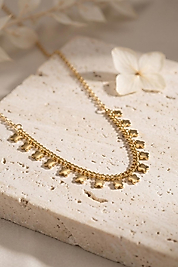 Gold Pirinç Yonca Model Kadın Kolye 
BKO11252